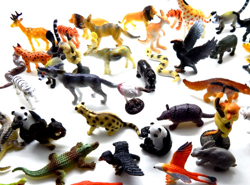 Mini plastic wild animals - 12,