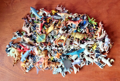 Large bundle plastic - bundle, toy