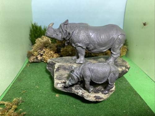 Vintage britains plastic - britains,