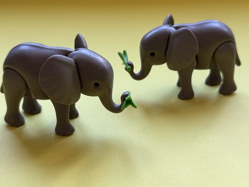Playmobil pair elephants - of,