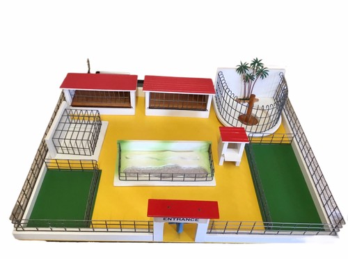 Vintage wooden zoo - wooden, play