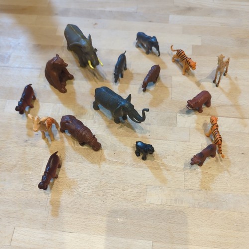 Safari zoo animals bundle toys - safari,