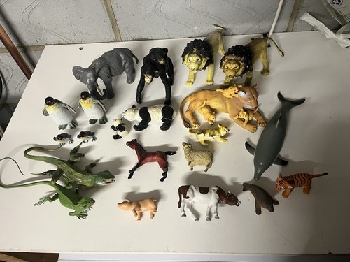 Plastic animals aaa - aaa, elc
