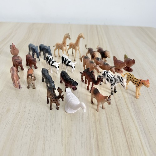 Vintage mini zoo animals toys - zoo,