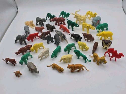 Vintage toy animals plastic - toy,