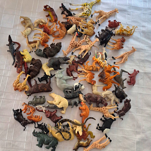 Large job lot - plastic, safari